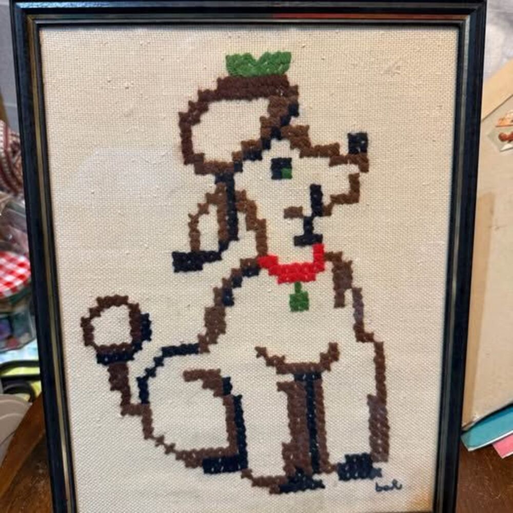 🐩 Vintage Crewel Embroidery Poodle – Framed 11” x 14” 🐩
